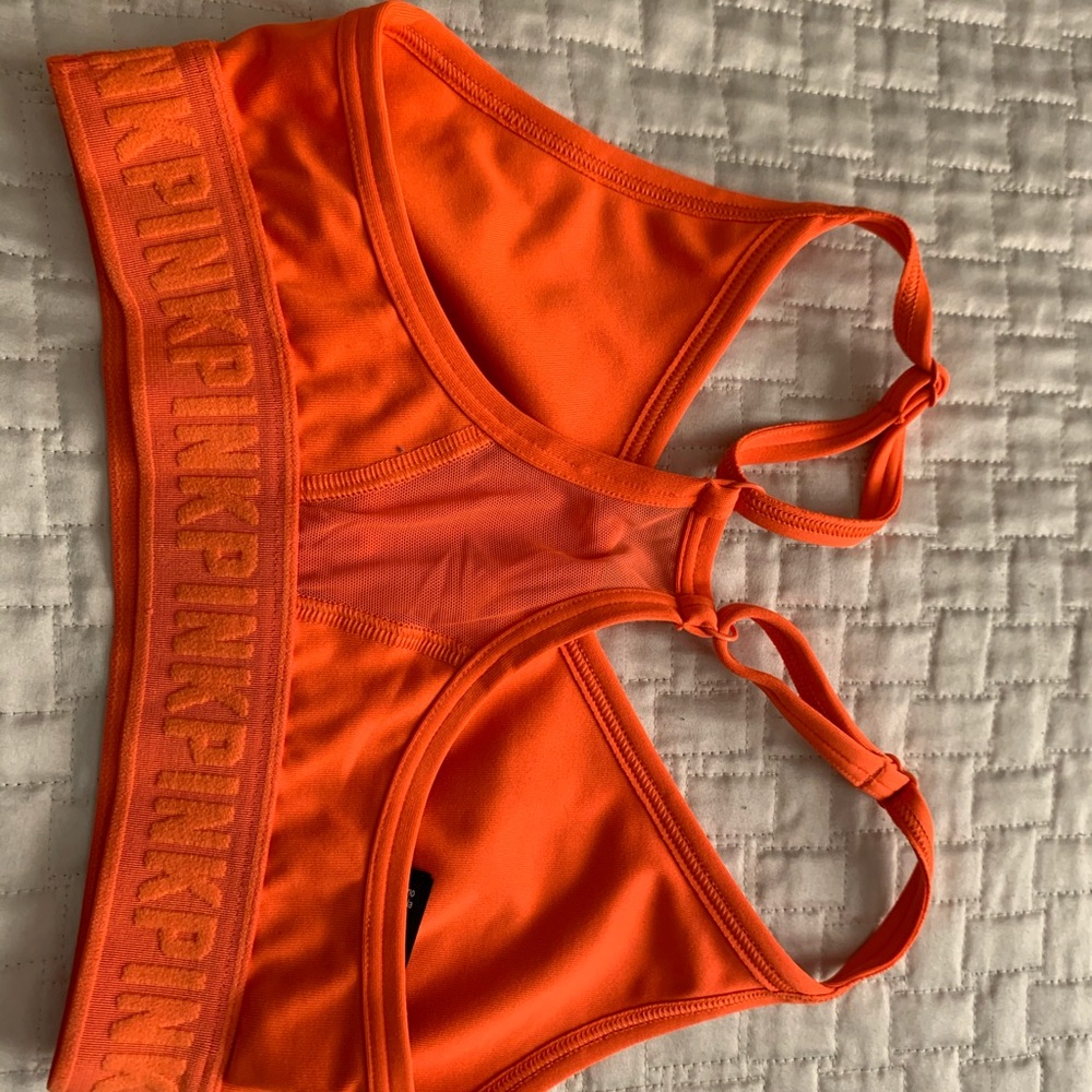 Sports bra